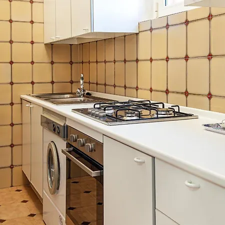 Διαμέρισμα Beachfront Lido 95 *