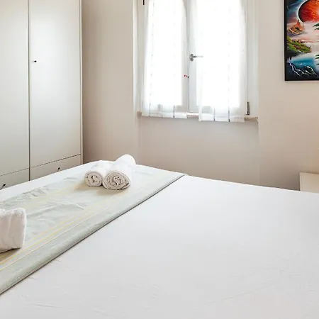 Beachfront Lido 95 Daire *