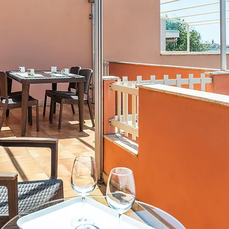 Lägenhet Beachfront Lido 95 *