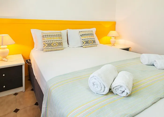 Daire Beachfront Lido 95