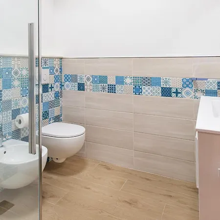 Beachfront Lido 95 Apartman *