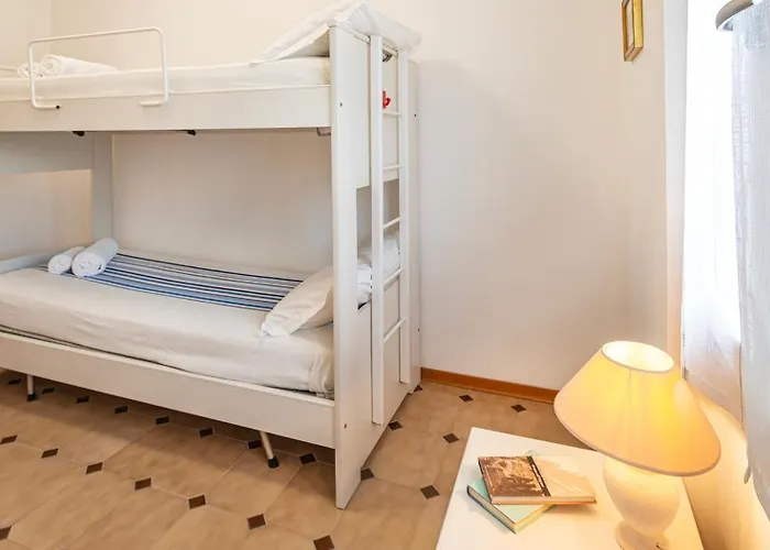 Beachfront Lido 95 شقة ألغيرو