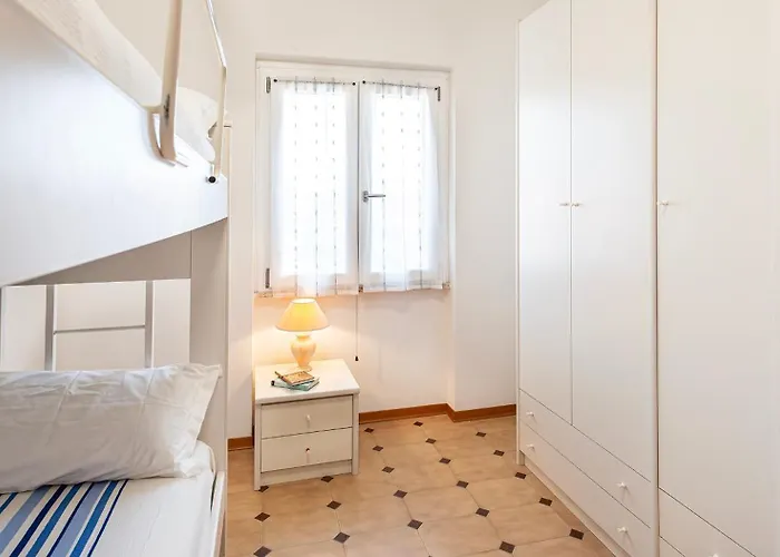 Beachfront Lido 95 ألغيرو