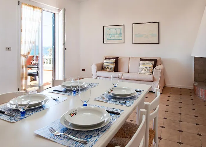 Beachfront Lido 95 ألغيرو