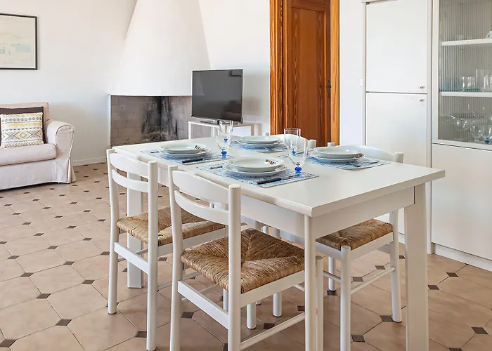 Beachfront Lido 95 *